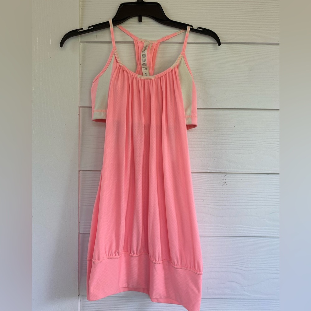 LULULEMON PINK AND WHITE TANK TOP SZ 6